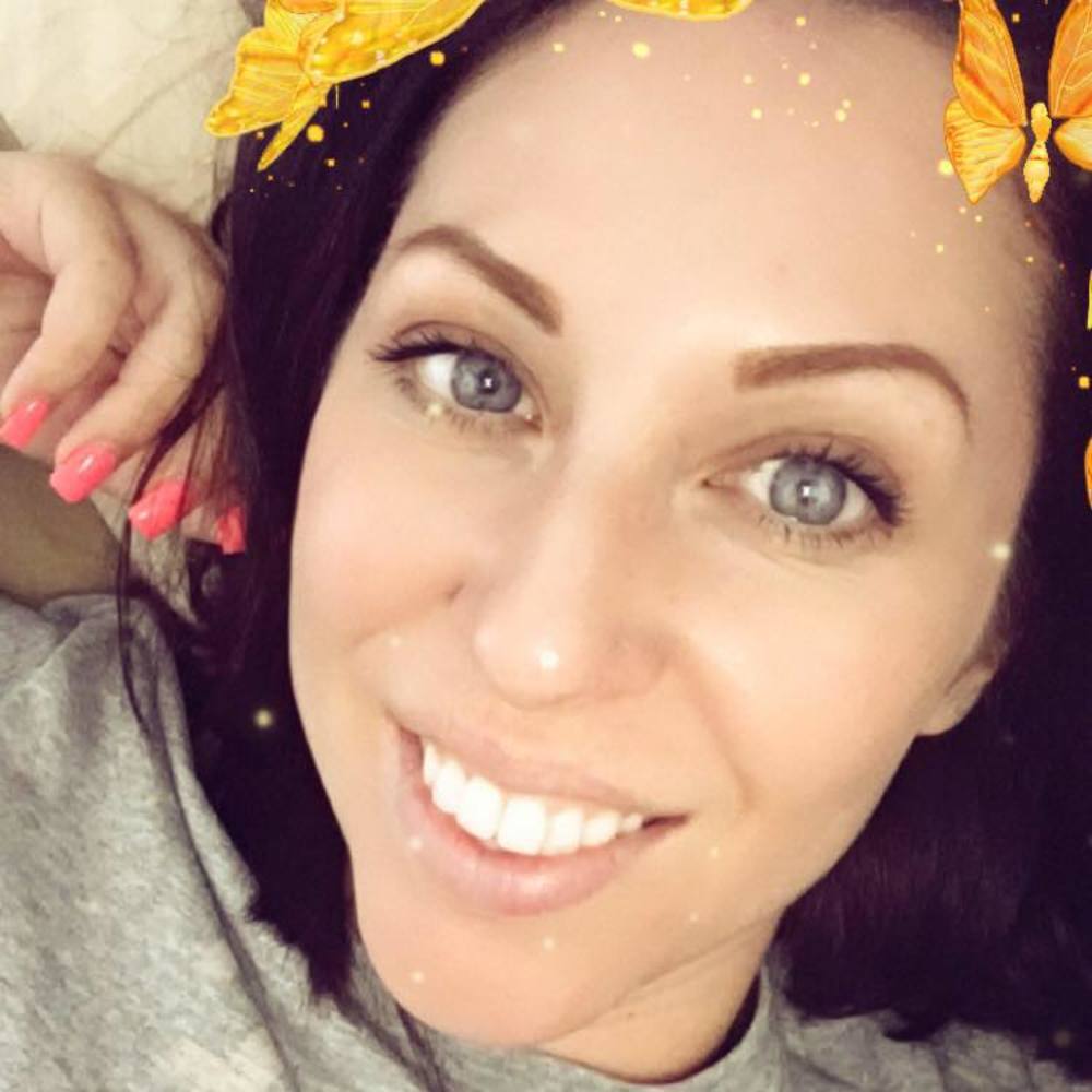 Meet your Posher, Tina